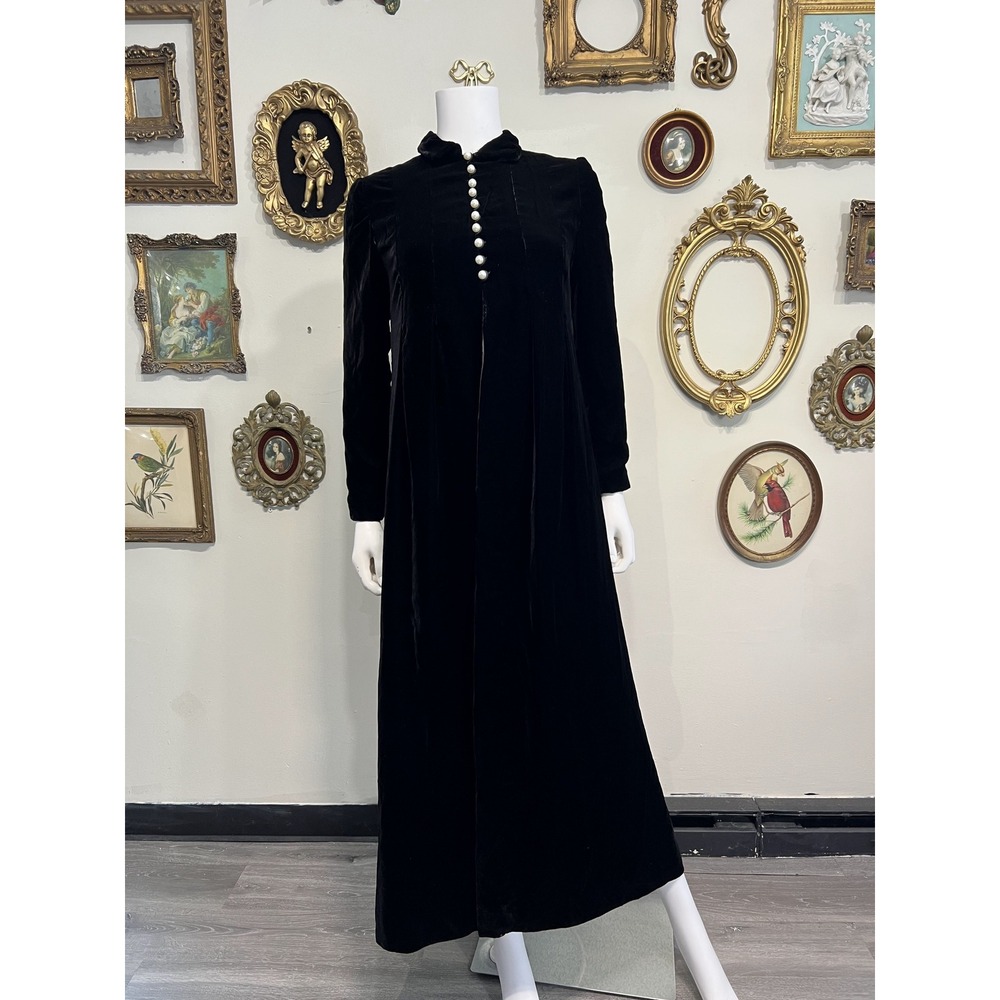 Vintage Black Velvet Long Sleeve Pearl Button Maxi Dress